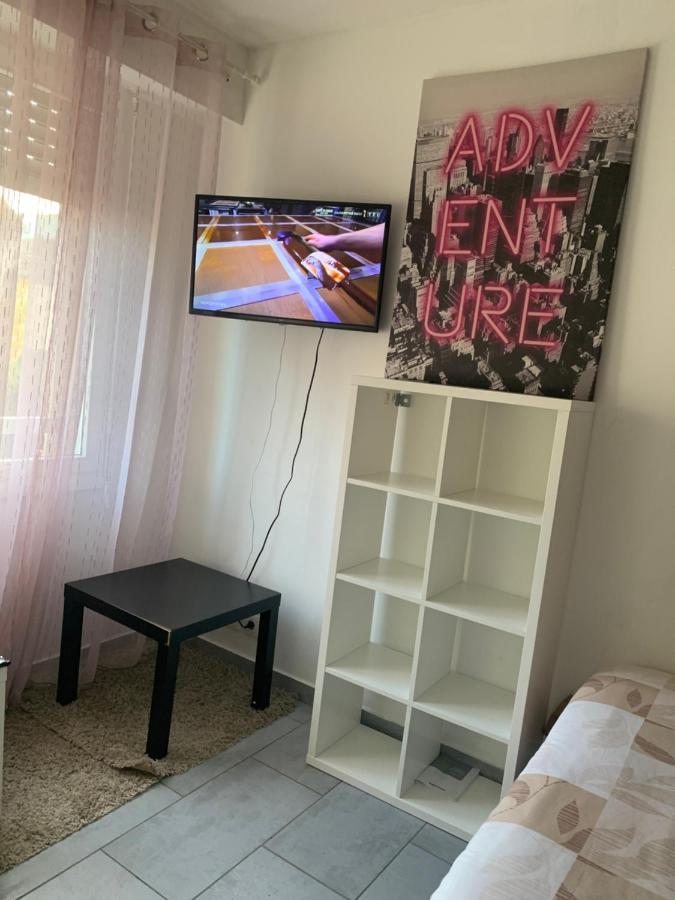 Studio A Mantes Exterior foto